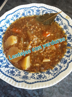 Una foto de ☆ Lentejas con verduras