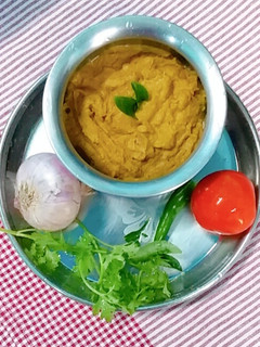 கதம்பச் சட்னி (Kathamba chuutney recipe in tamil) செய்முறை முக்கிய புகைப்படம்