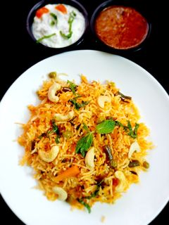 வெஜ் பிரியாணி (veg Biriyani recipe in tamil) செய்முறை முக்கிய புகைப்படம்
