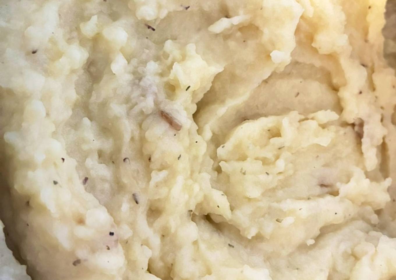 Easy cheesy mashed potatoes