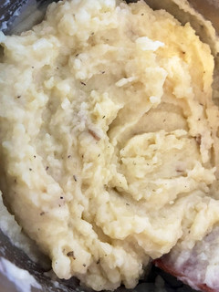 A picture of Easy cheesy mashed potatoes.