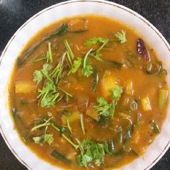 Spring Onion or Green Onion Stew (South Indian style) A picture of Spring Onion or Green Onion Stew (South Indian style).