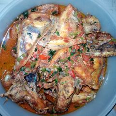 A picture of Kienyeji chicken stew.