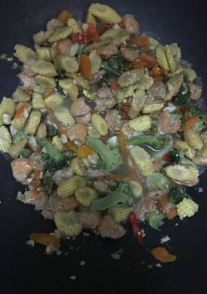 Foto resep Tumis Putren Brokoli Wortel + Udang