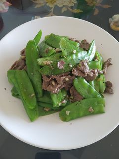 Hình của món Đậu hà lan xào thịt bò.