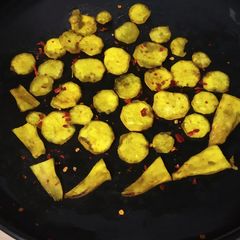 A picture of Sweet Potato Chips.