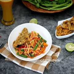 A picture of Somtam Ikan Keli.
