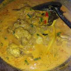 รูปของ Ayam santen bumbu kuning