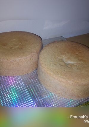 A picture of Sponge cake.