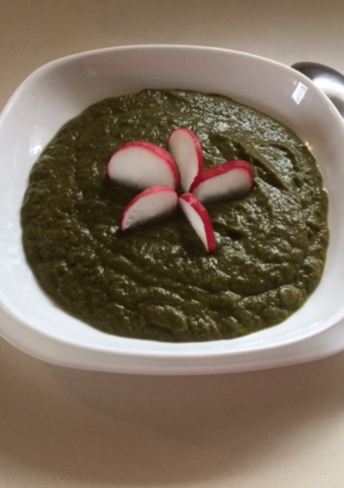 Una foto de Crema de rabanitos
