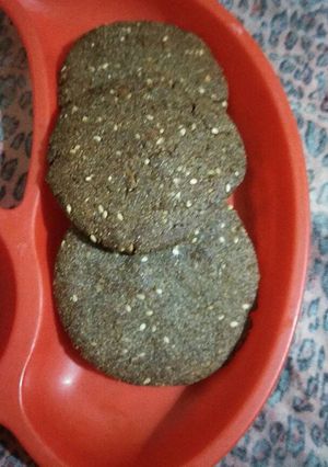 A picture of Bajra puoori (sweet).