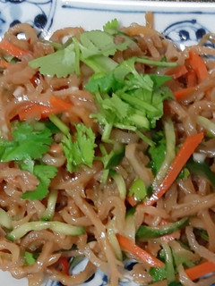 涼拌海蜇皮 的食譜成品照片