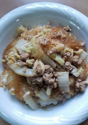รูปของ ผัดวุ้นเส้นผักกาดขาวหมูสับ
