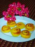 Sweet custard bun