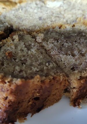 Una foto de Budín de banana, miel y chocolate