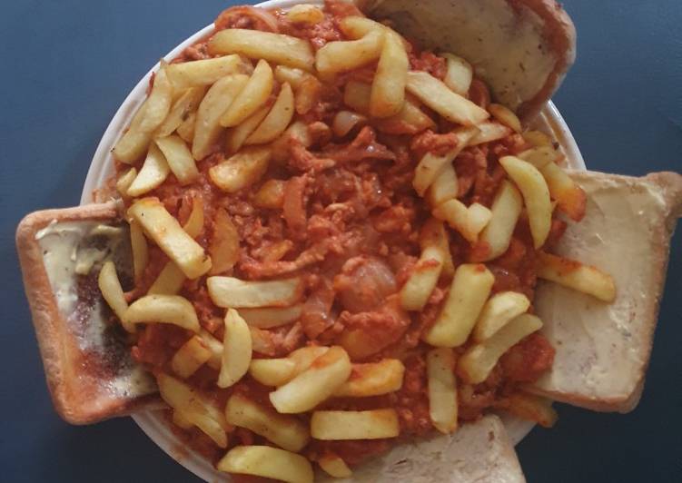 Easiest Way to Make Ultimate Chilli Tomato Chips and Pork mince