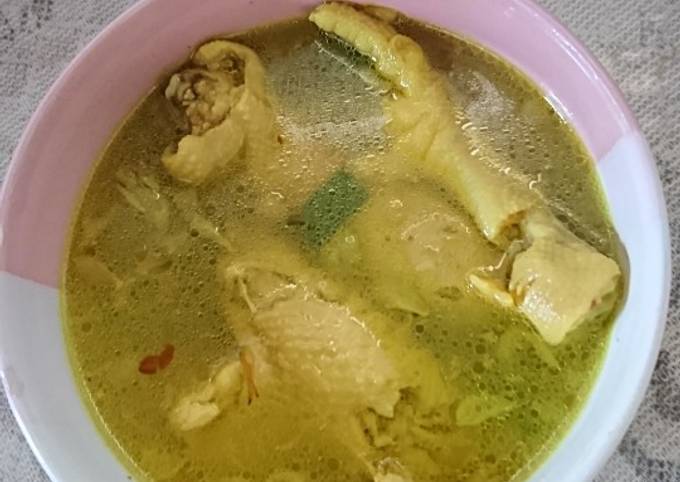 Soto ndas ceker ayam