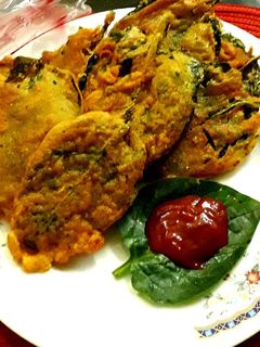 পুঁই শাকের পাতার পকোড়া (pui shaker patar pakoda recipe in Bengalli) রেসিপির প্রধান ছবি