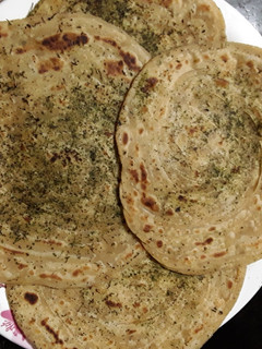 லட்சா பராத்தா (Lacha paratha recipe in tamil) செய்முறை முக்கிய புகைப்படம்