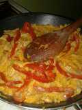 Bacalao con morrón al azafrán