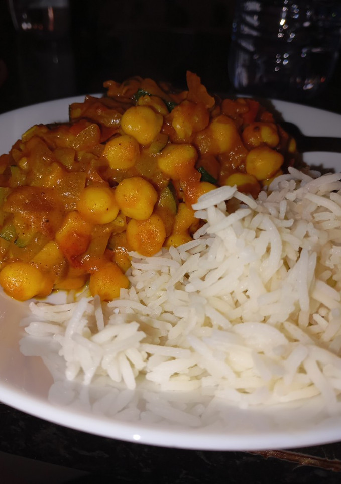 Una foto de Garbanzos al curry