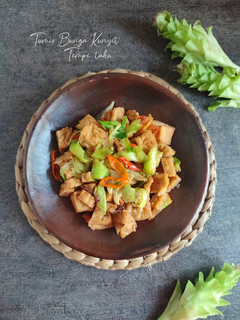 Foto resep Tumis bunga kunyit tempe tahu