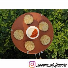 A picture of Veg steam momos.