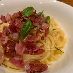 A picture of Spaghetti Carbonara.