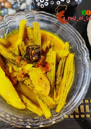 A picture of Chhuin aloo tarkari (Drumstick curry).