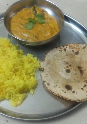 બેસન અને ખીચડી (Besan Khichdi Recipe In Gujarati) રેસીપી મુખ્ય ફોટો