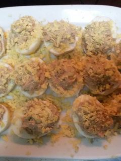 Una foto de Huevos Rellenos