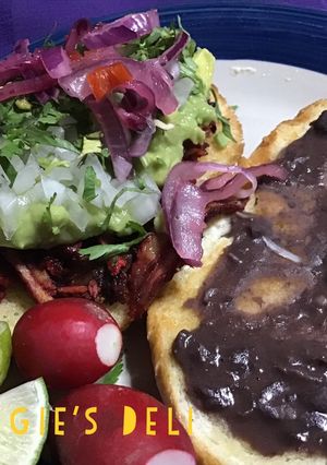 Una foto de Torta de adobada