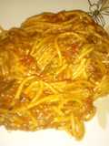 Spaghete integrale cu zacuscă cu ciuperci