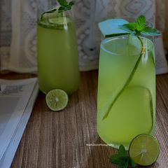 A picture of Cucumber Limeade.
