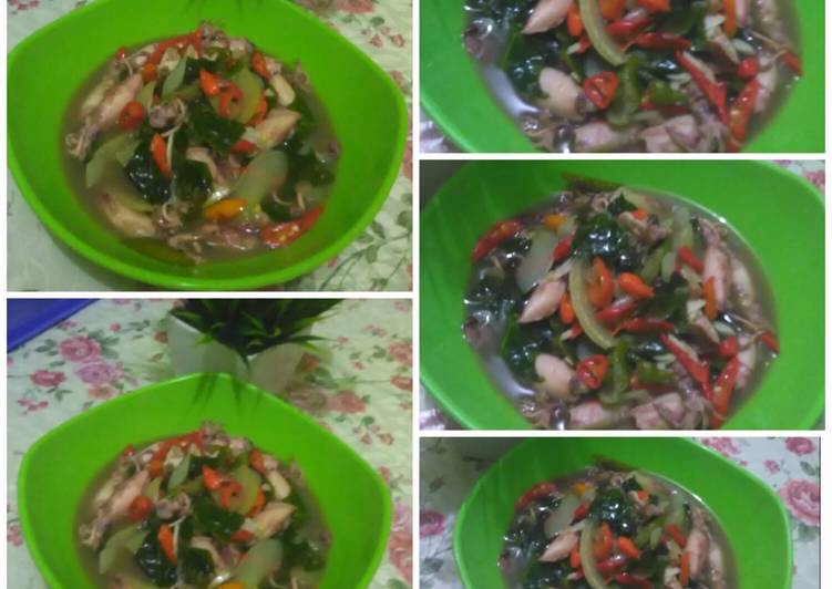 Cara mudah Menyiapkan Tumis cumi pedas daun so 😋 yang Lezat