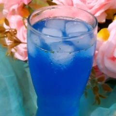 A picture of Blue electric lemonade.