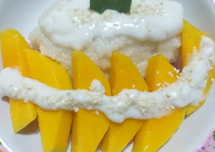 Resep 1. Mango Sticky Rice / Thai Dessert yang Enak