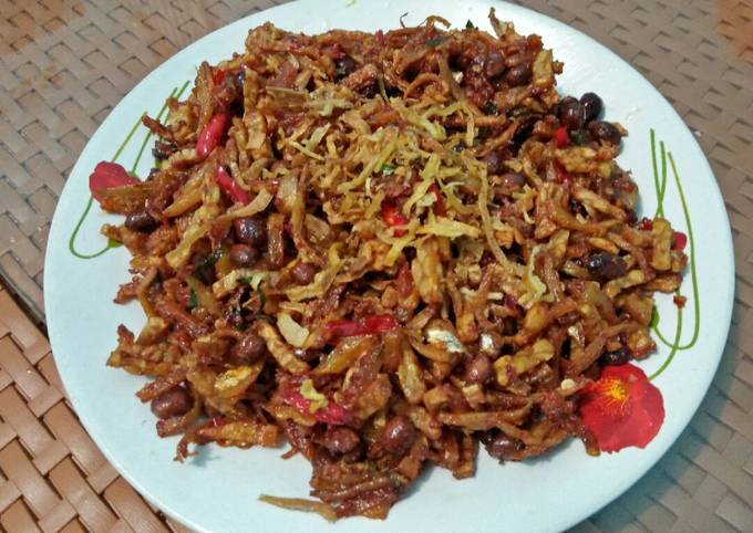 Yuk intip, Resep gampang bikin 13. Sambal kering (tempe+kacang+kentang+teri) hidangan Lebaran  lezat