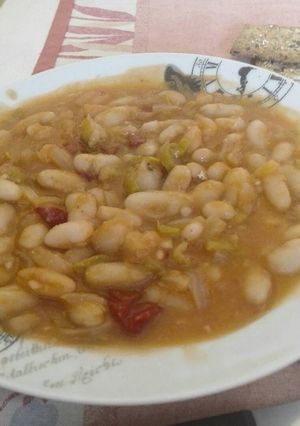 Foto principal de Judías blancas estofadas veganas