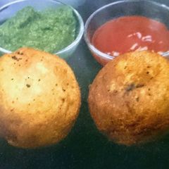 Bread bonda A picture of Bread bonda.