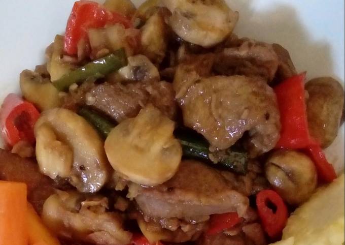 Langkah Mudah untuk Menyiapkan Daging sapi jamur lada hitam Anti Gagal