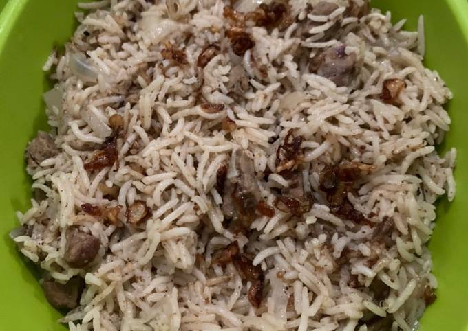 Ternyata begini loh! Resep mudah membuat Nasi Kebuli Daging Sapi yang sesuai selera