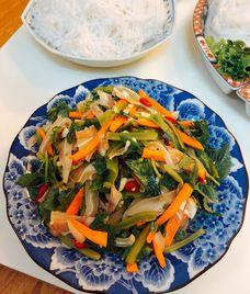 gỏi rau tiến vua