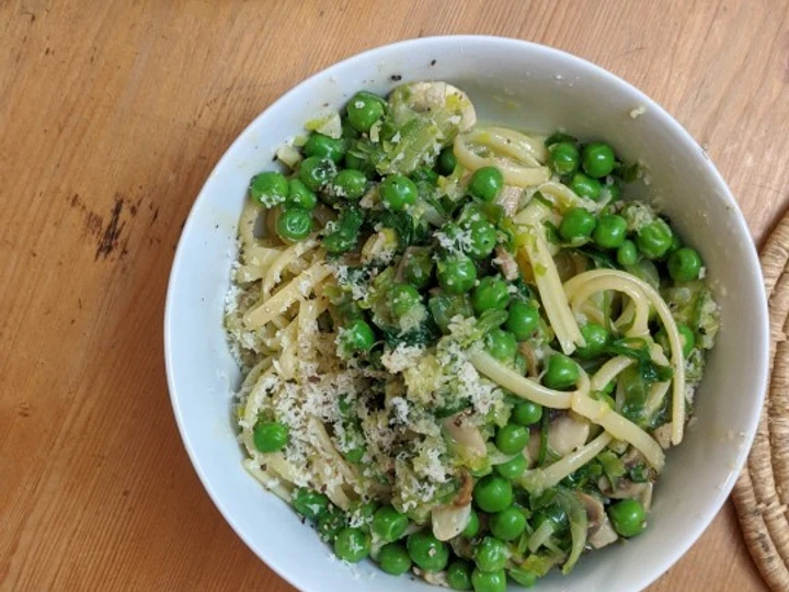 Easy Steps to Prepare 'Back of the fridge' veggie carbonara the  Makes Drooling Perfect