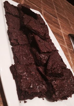 A picture of How to make 3 ingredient Nutella brownies.