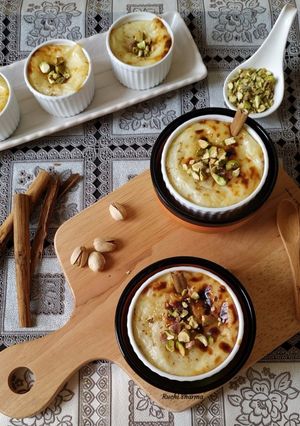 A picture of Turkish rice pudding.