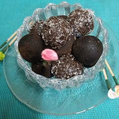 A picture of Chocolate Chia Bliss Balls (Sugar-free).