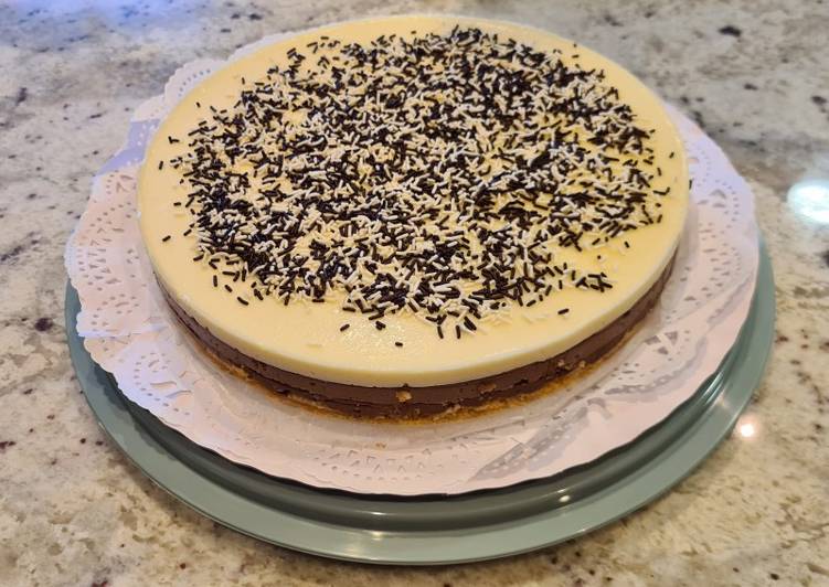 Tarta tres chocolates