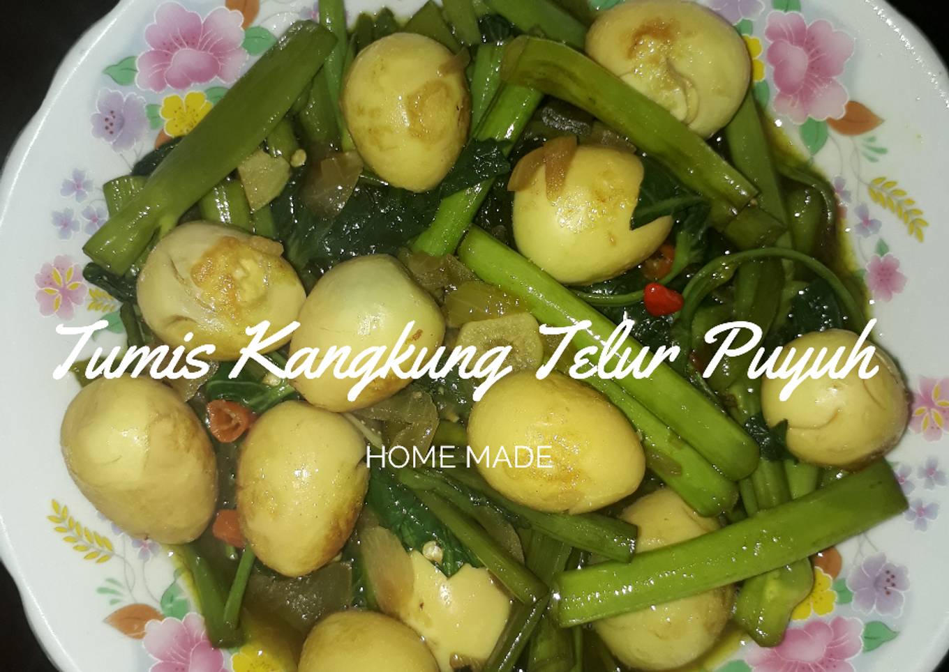 Endhog puyuh goreng karo bayem