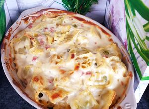 Une photo de Gratin de raviolis frais et tortellinis sauce mornay 😋#avril